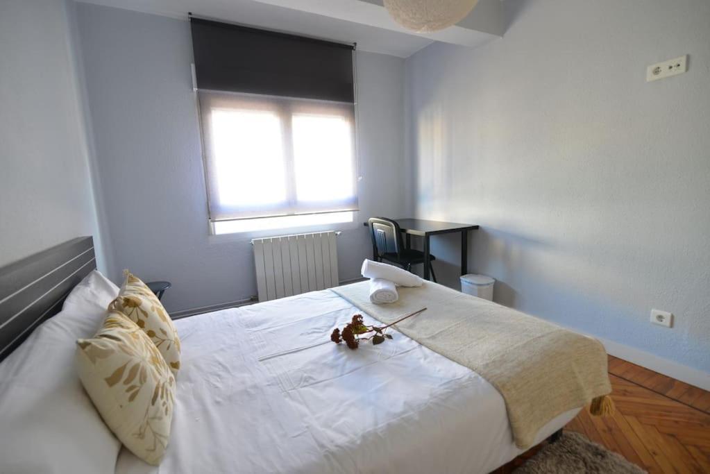 El Apartamento De San Manolo By Just Room Santander Ngoại thất bức ảnh