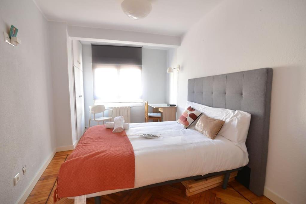 El Apartamento De San Manolo By Just Room Santander Ngoại thất bức ảnh