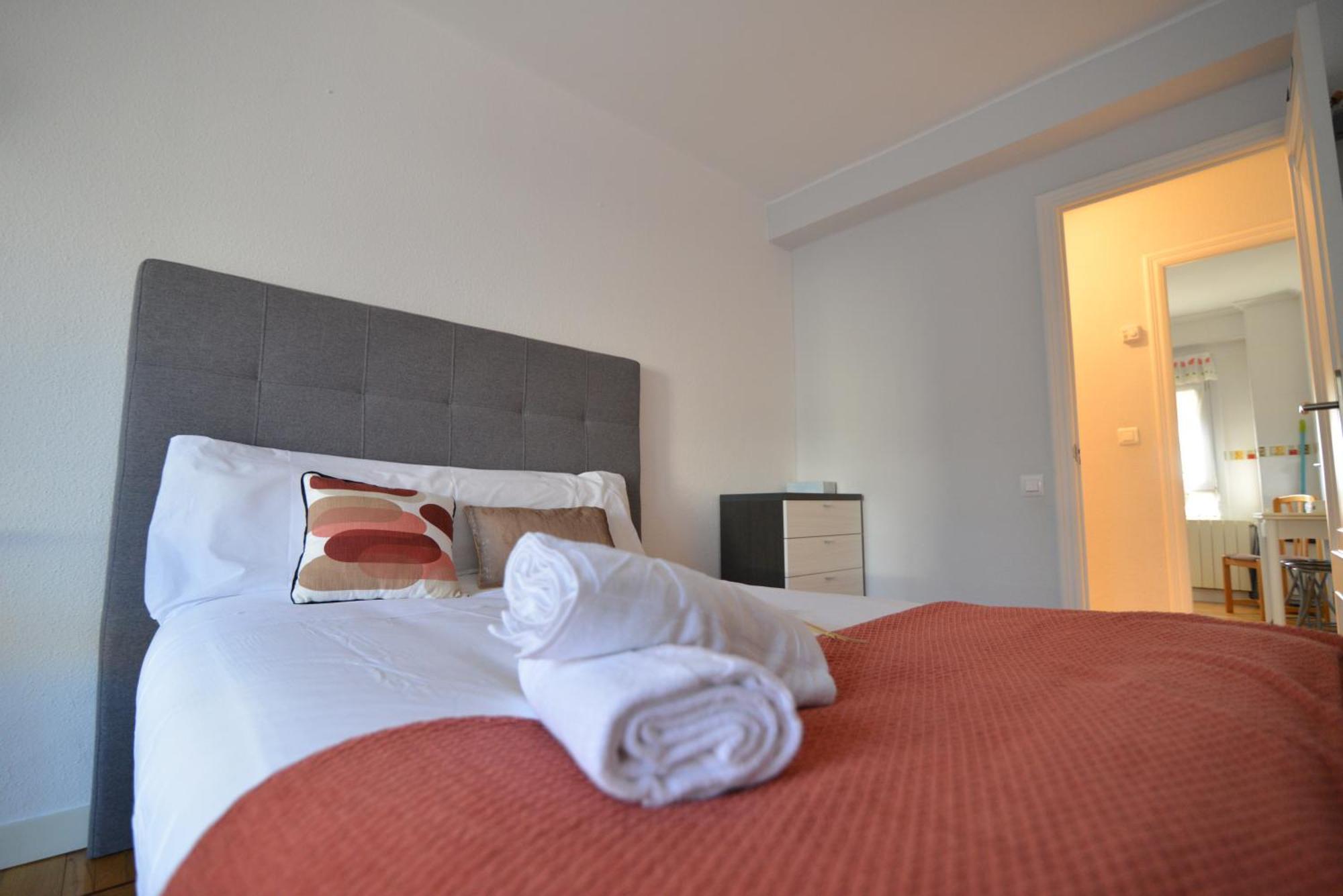 El Apartamento De San Manolo By Just Room Santander Ngoại thất bức ảnh