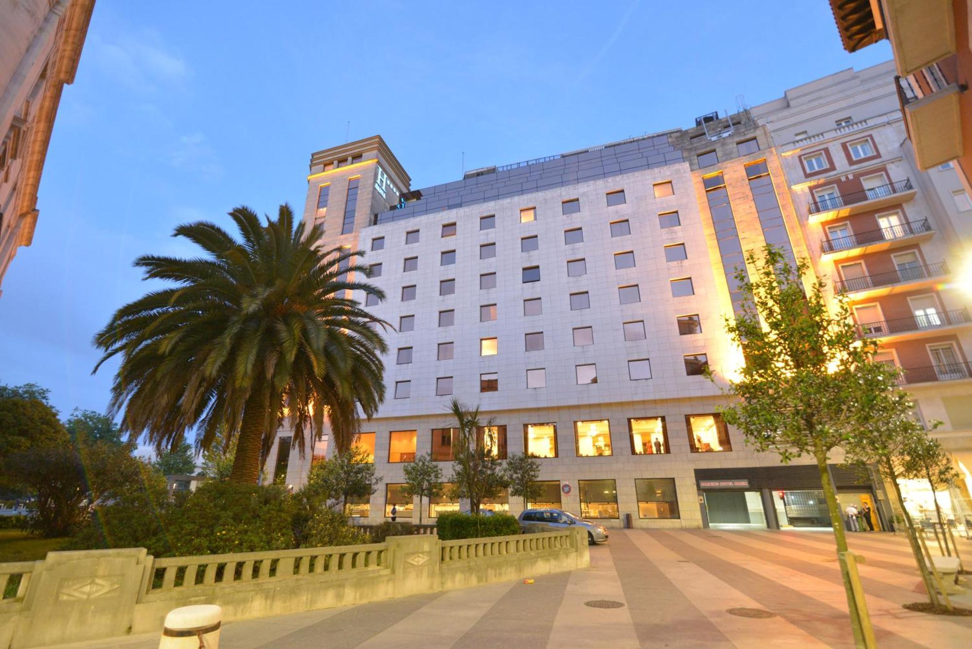 El Apartamento De San Manolo By Just Room Santander Ngoại thất bức ảnh
